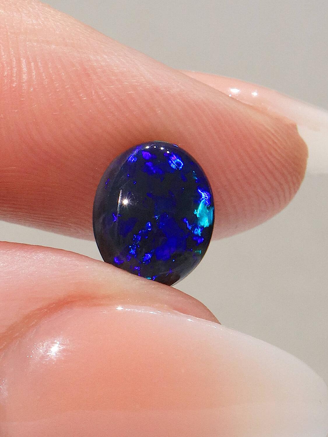Black opal specimen